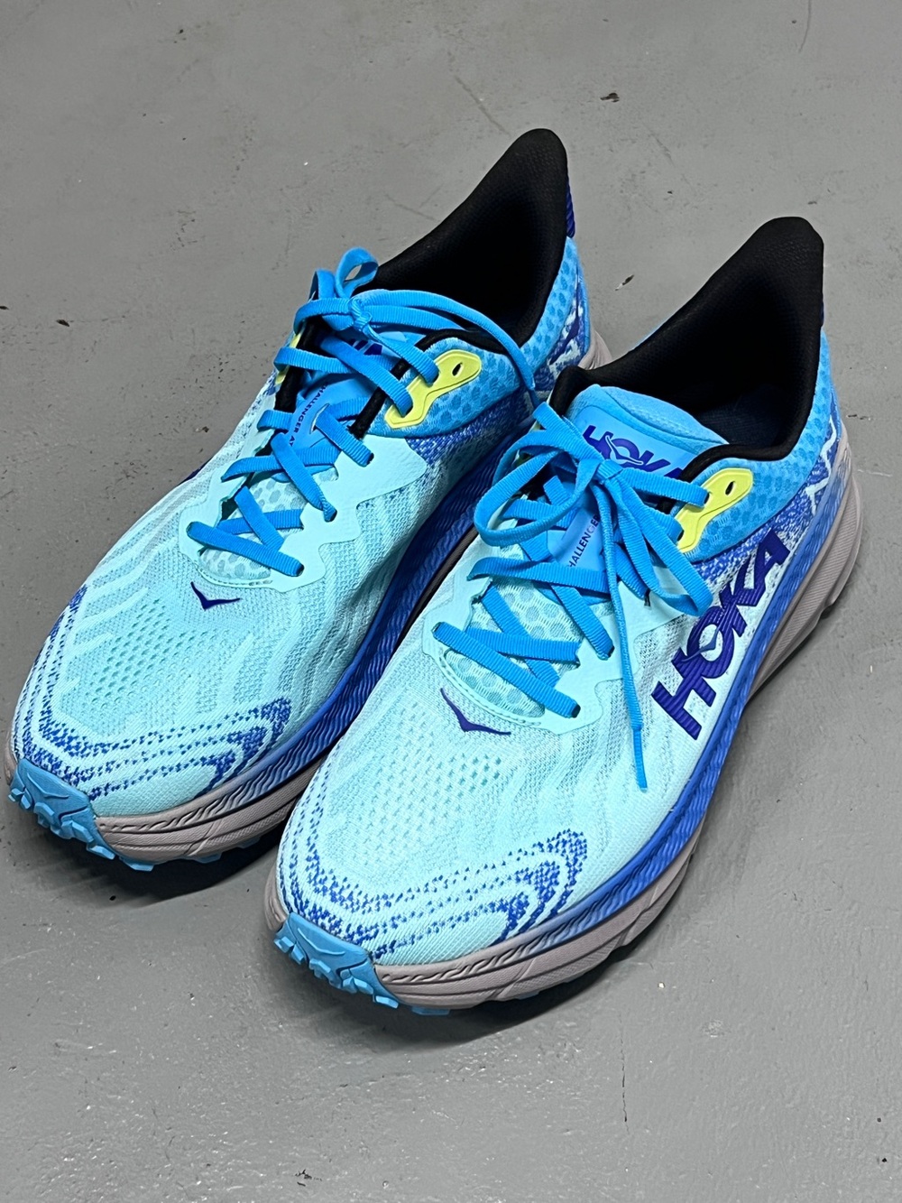 HOKA Challenger 7 ATR Wide 2E Trail Running Shoes – Excellent – Original Box